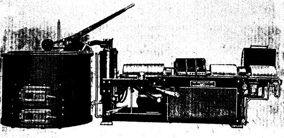 Рис. 13. Автоплейт. Американская машина для отливки стереотипных полос.